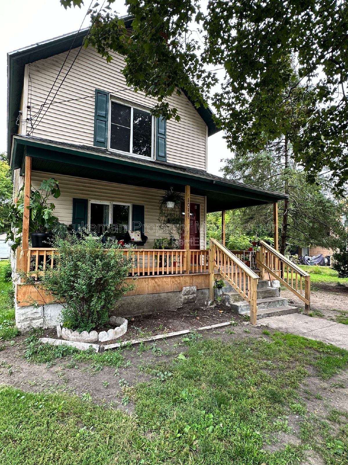 1011 N Church #A- 2bed/1bath Northside Kalamazoo property image