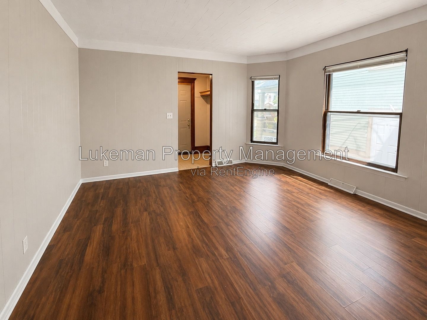 617 Forest #1 - 1 bedroom with office in the Vine property image