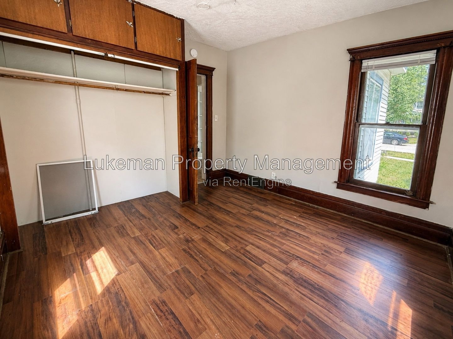 617 Forest #1 - 1 bedroom with office in the Vine property image