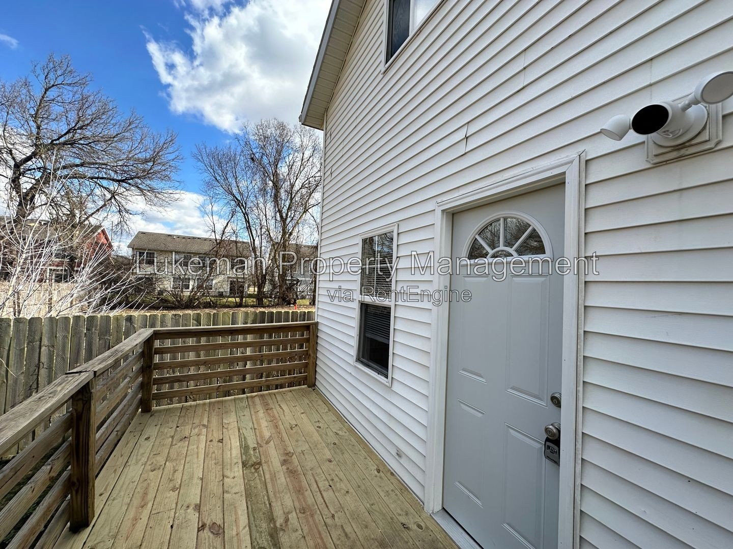 215 E North - 4 Bedroom/1 Bathroom Home Downtown Kalamazoo property image