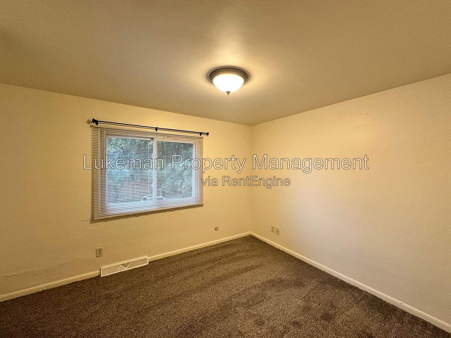 Townhome Style 2 Bedroom, 1 bathroom property image