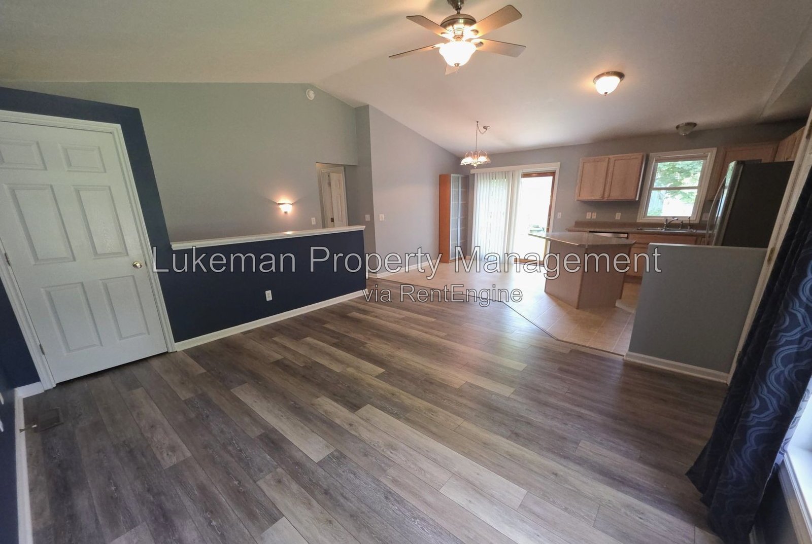 Modern 3 Bed / 2 Bath home property image