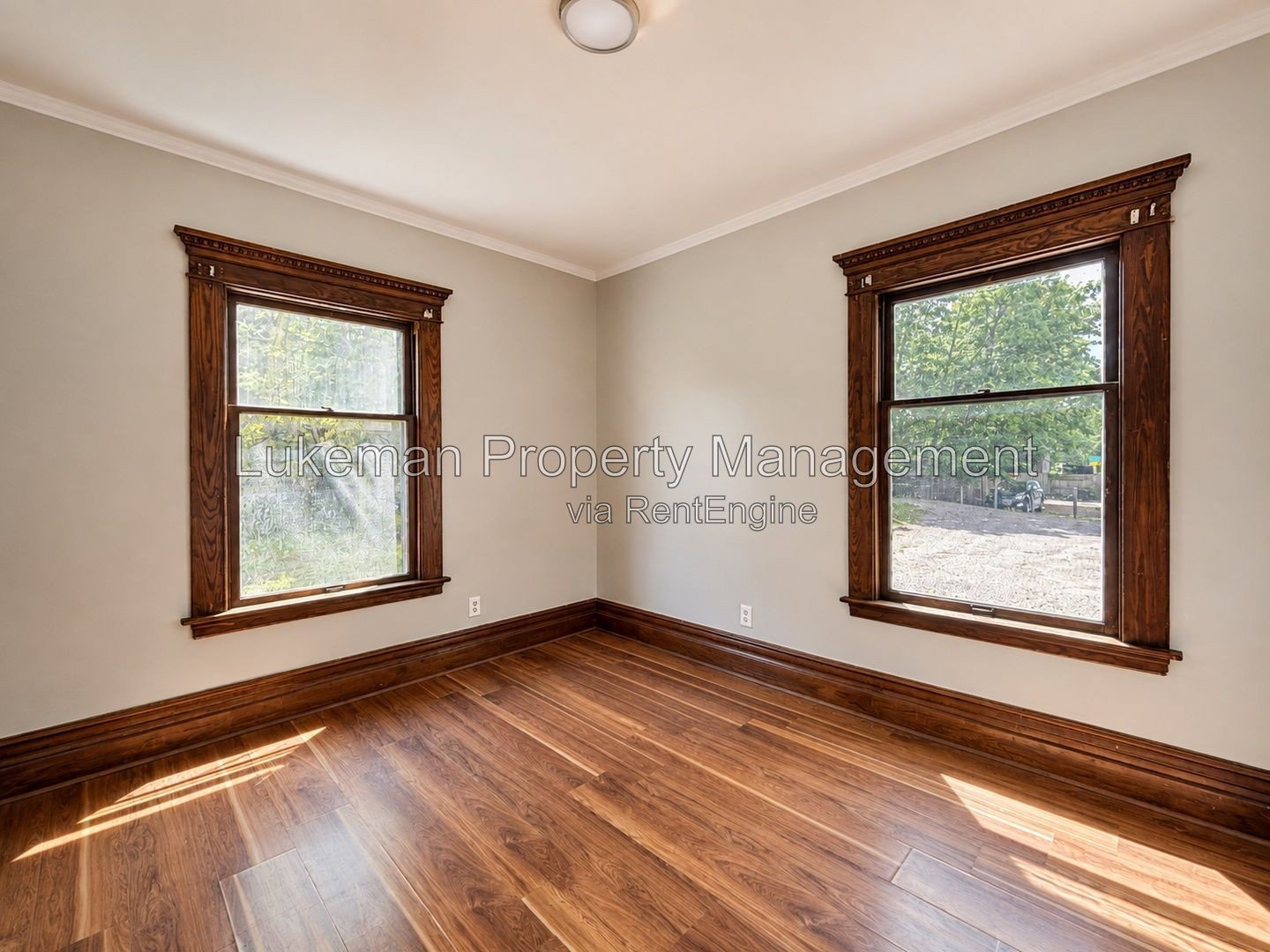 743 Academy #1 - Large 3 Bedroom - Prime Location property image