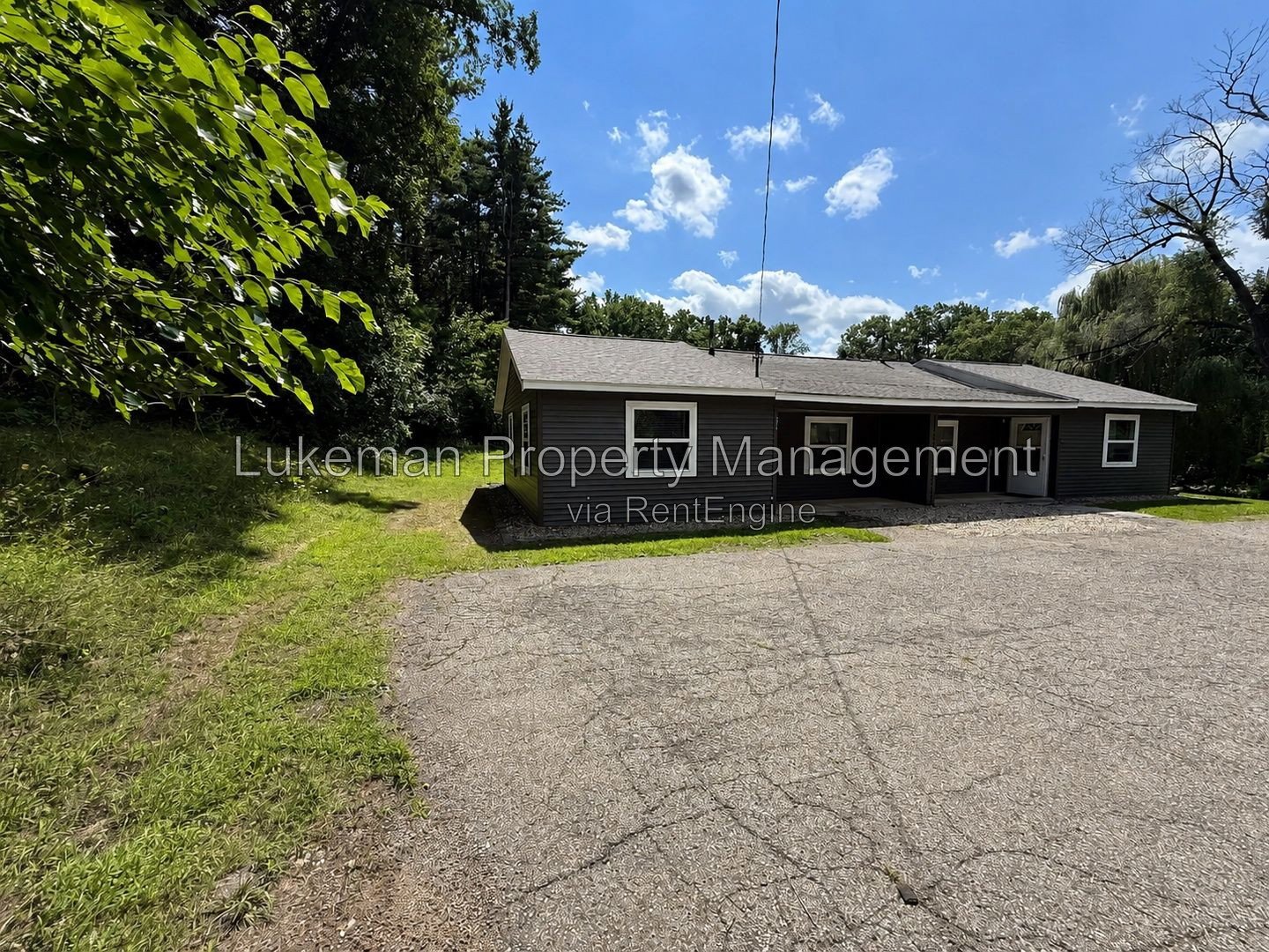 Comstock Country Duplex property image