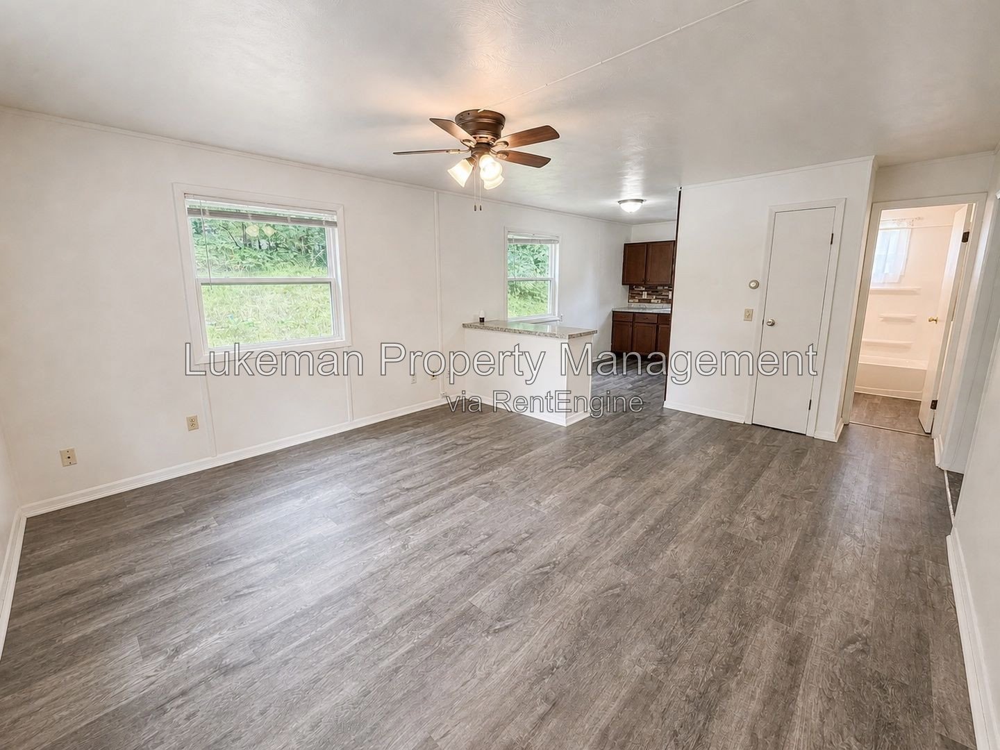 Comstock Country Duplex property image