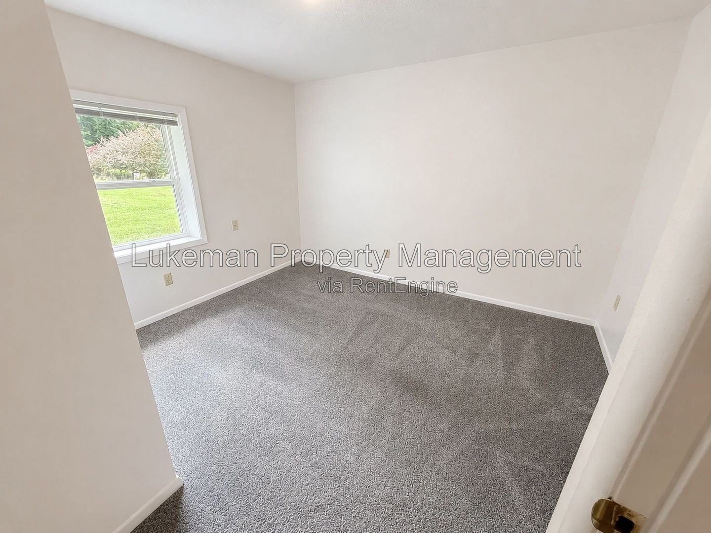 Comstock Country Duplex property image