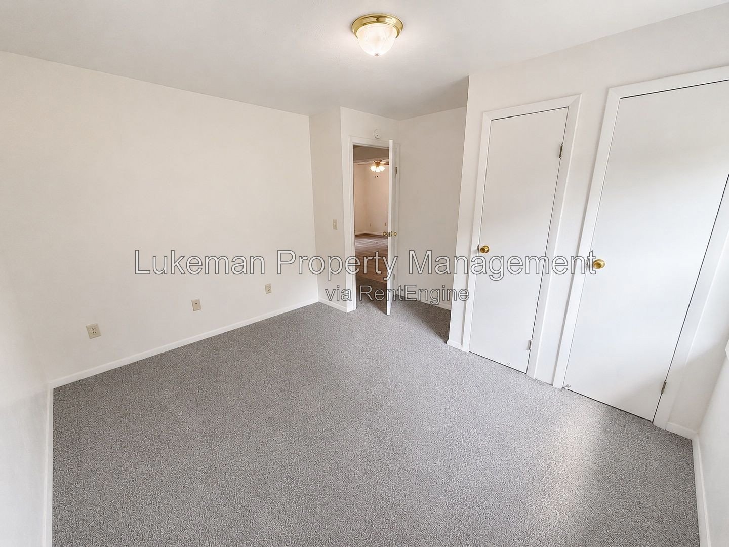 Comstock Country Duplex property image