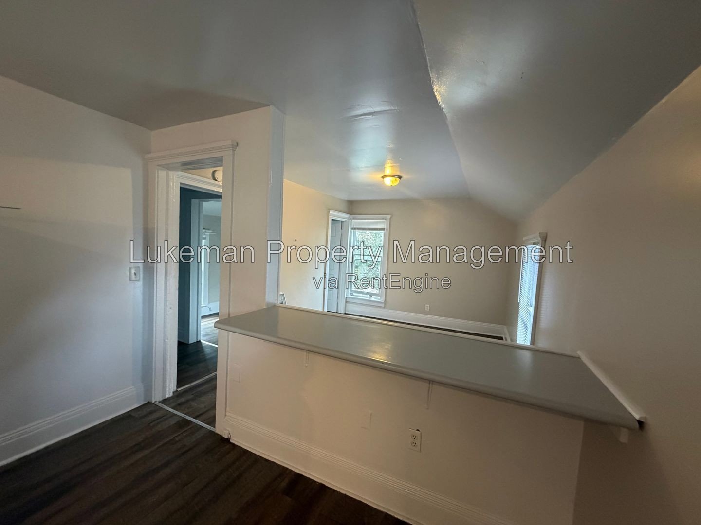 909 Oak Street #2 property image