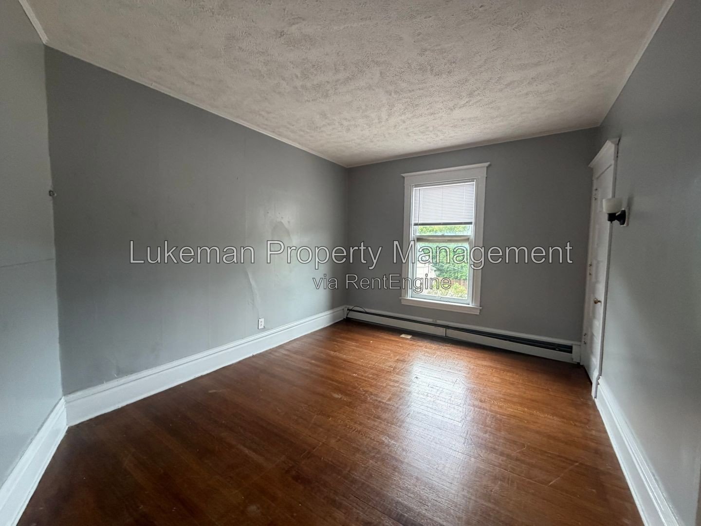 447 W Walnut - UNIT 8 property image