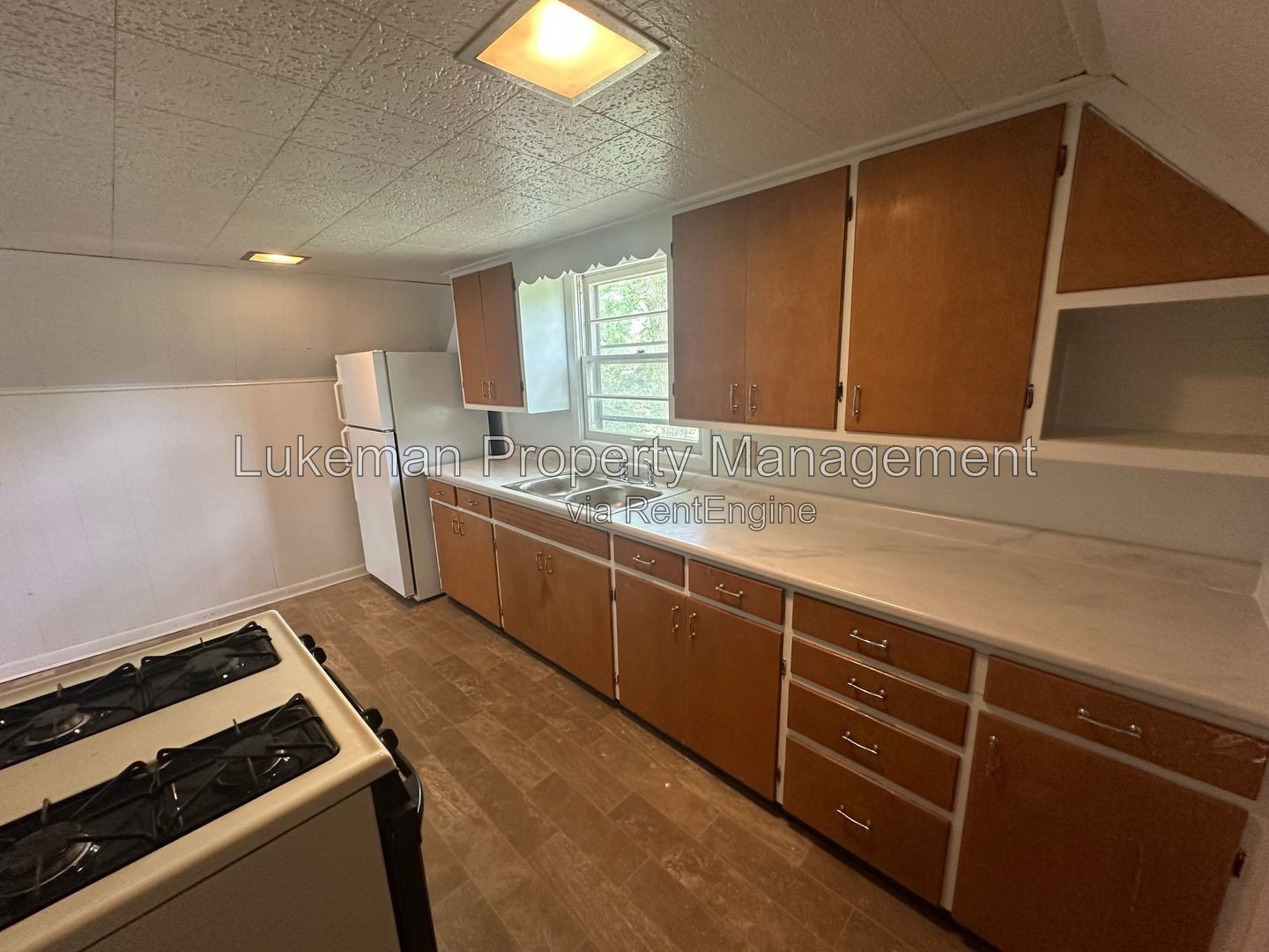 802 Cedar - 1 Bed/1 Bath Apartment Near WMU/K College property image