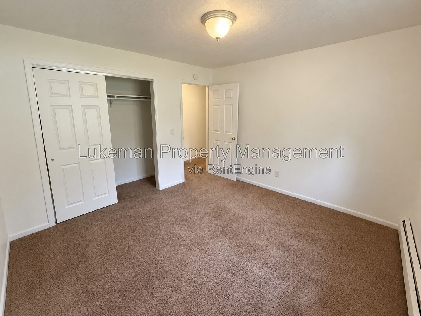 Eastside upper 2-bedroom with private balcony and a/c property image
