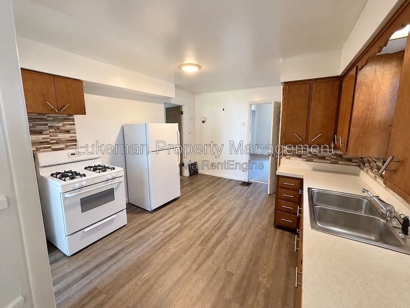 720 Village #2 - 1 Bed/1 Bath Unit Near WMU/K College property image