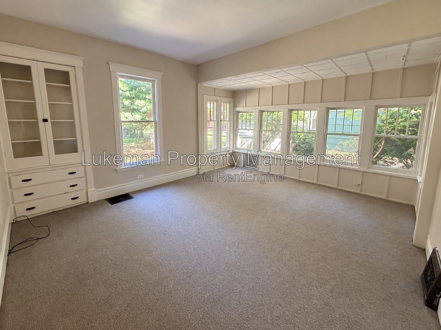 720 Village #2 - 1 Bed/1 Bath Unit Near WMU/K College property image