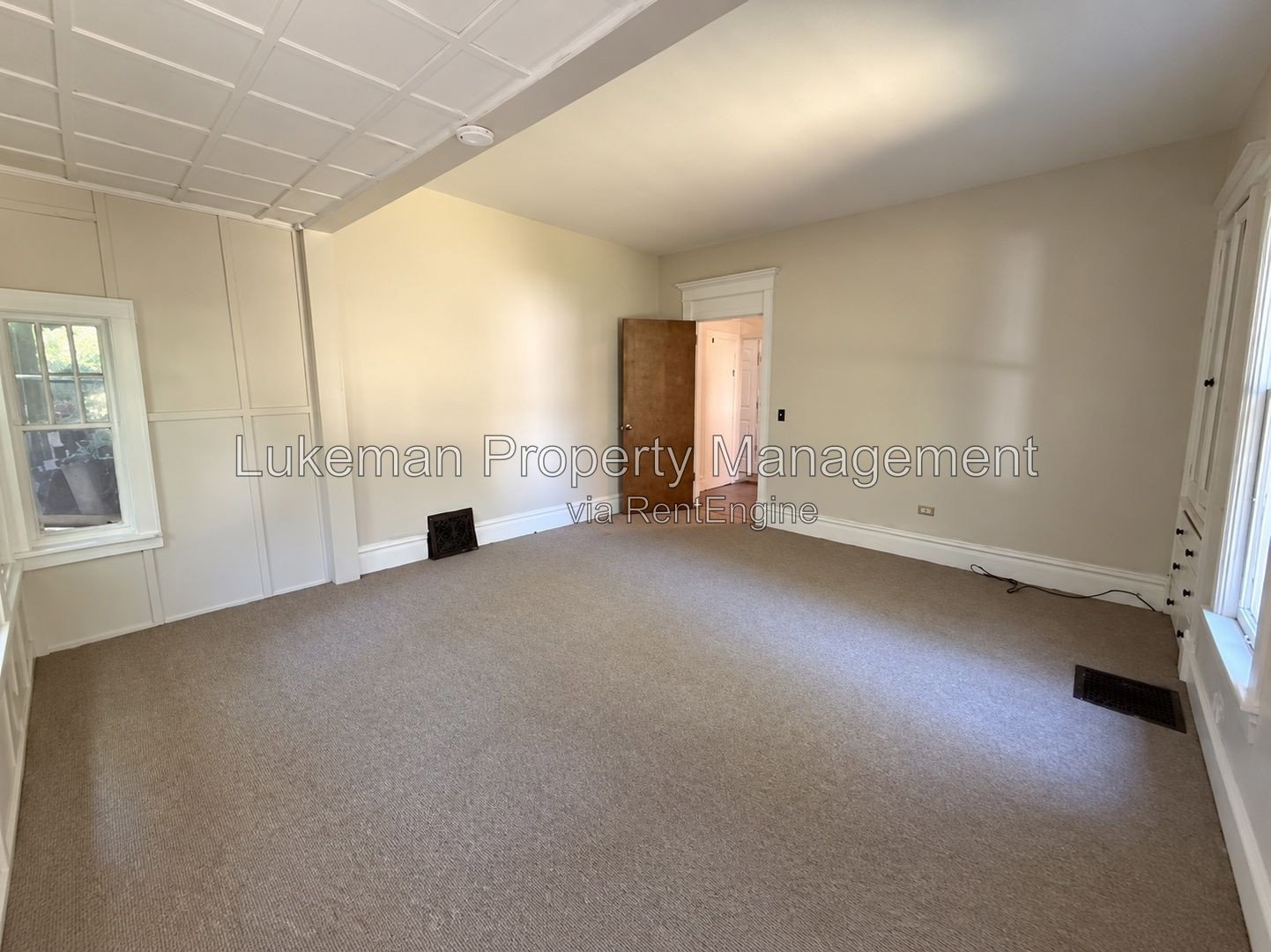 720 Village #2 - 1 Bed/1 Bath Unit Near WMU/K College property image
