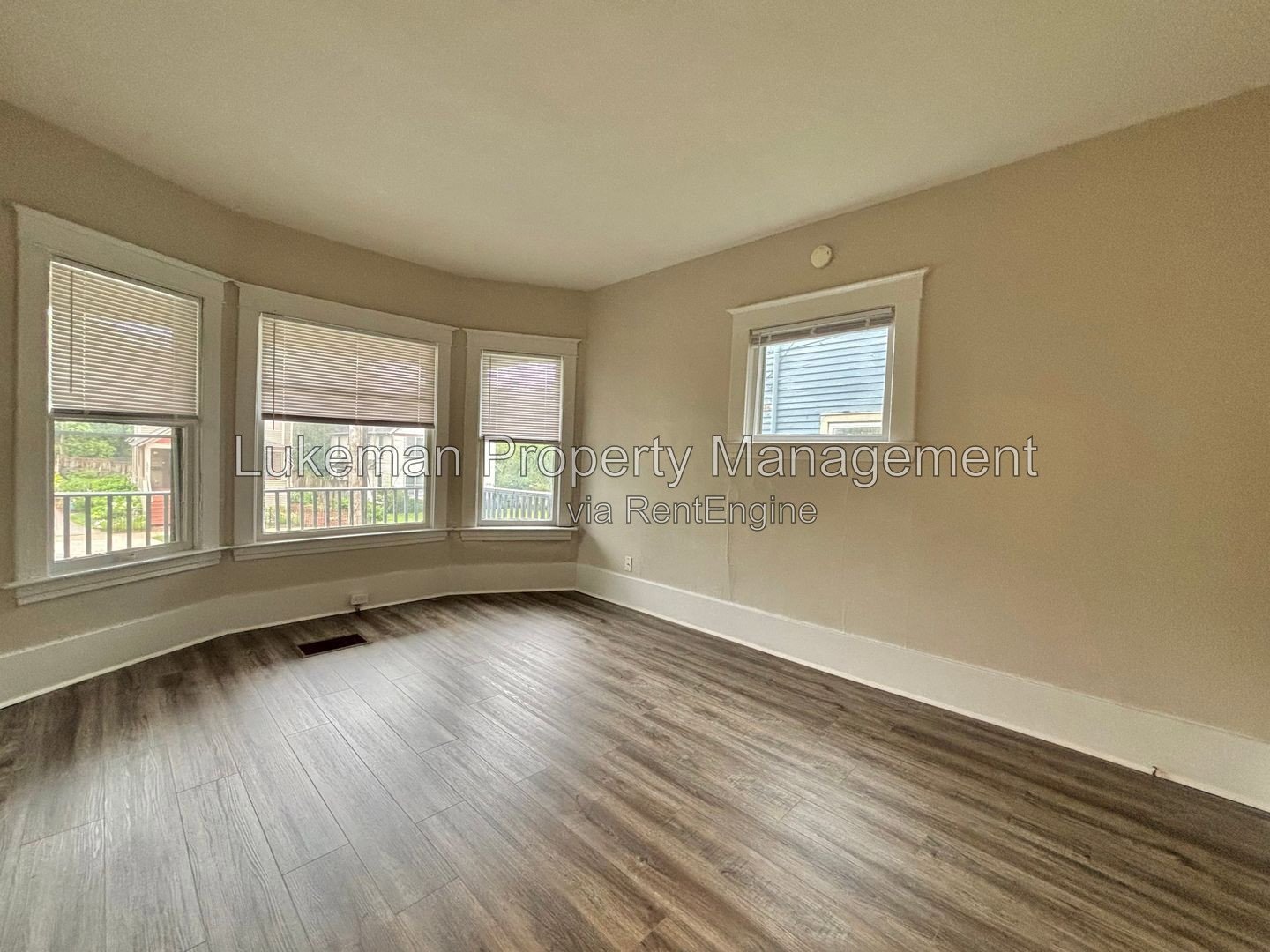 1320 S Westnedge - UNIT 1 property image