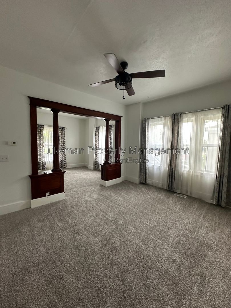 111 Reverend Wright- 3 Bedroom/2 Bathroom Home Downtown Kalamazoo property image