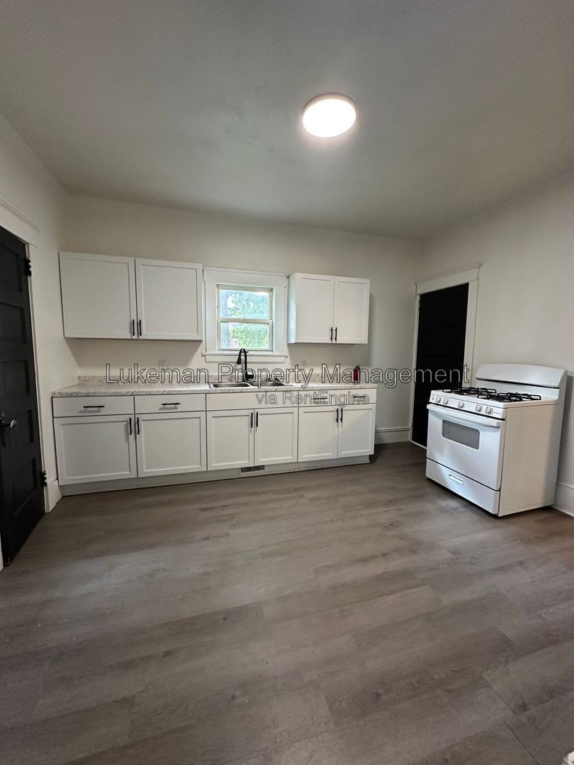 111 Reverend Wright- 3 Bedroom/2 Bathroom Home Downtown Kalamazoo property image