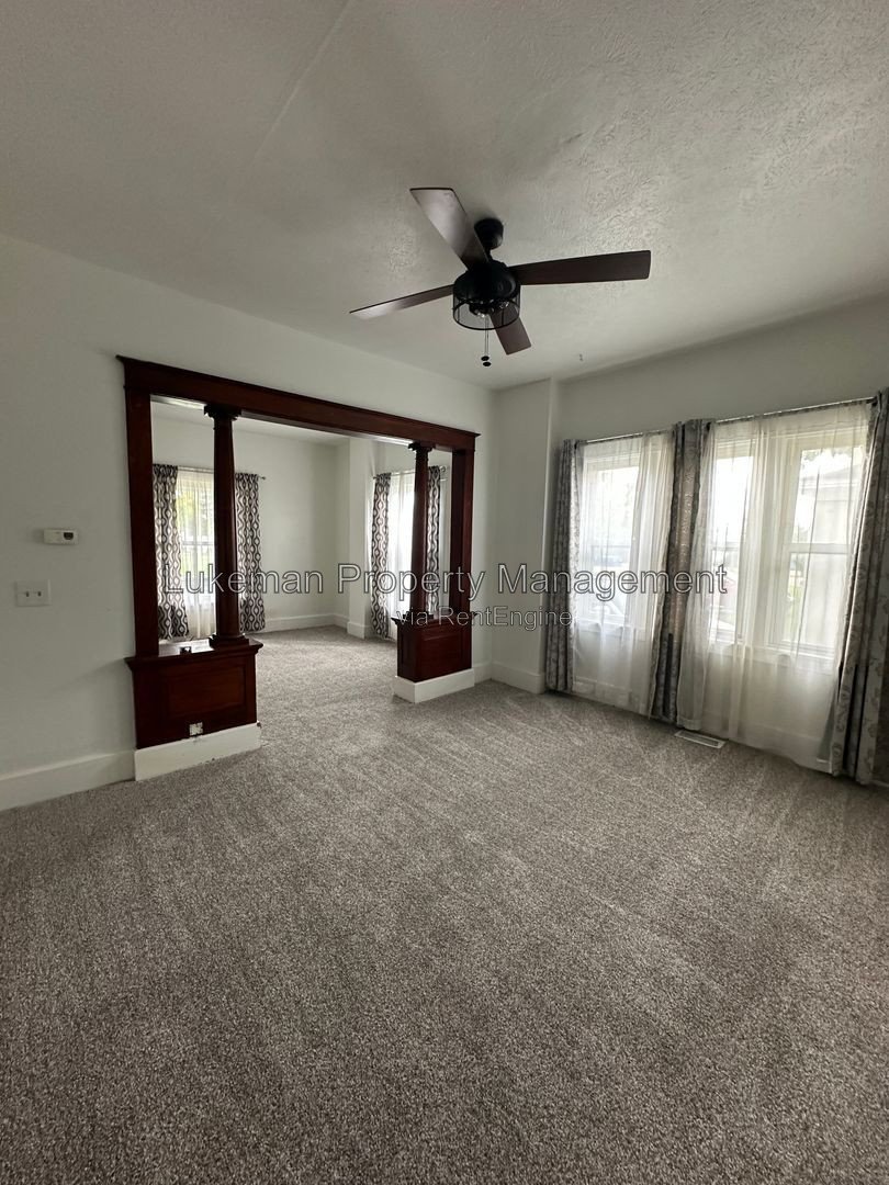 111 Reverend Wright- 3 Bedroom/2 Bathroom Home Downtown Kalamazoo property image