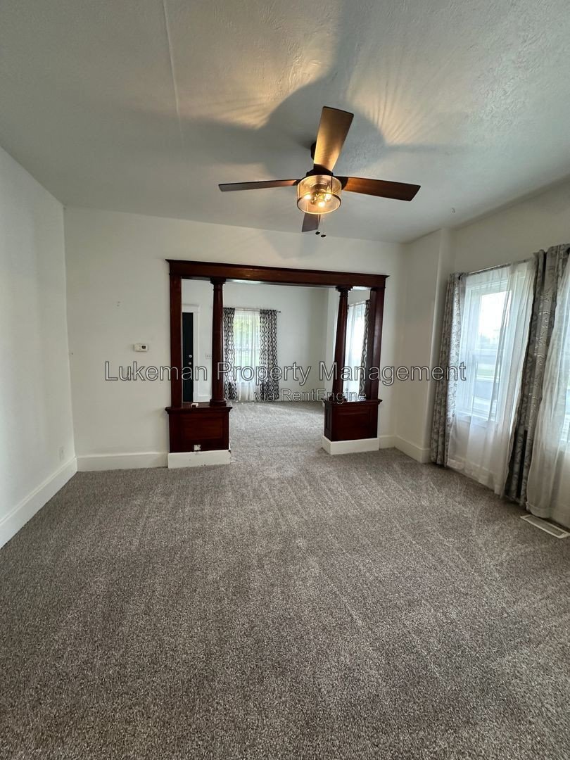 111 Reverend Wright- 3 Bedroom/2 Bathroom Home Downtown Kalamazoo property image