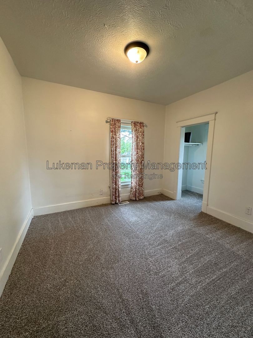 111 Reverend Wright- 3 Bedroom/2 Bathroom Home Downtown Kalamazoo property image